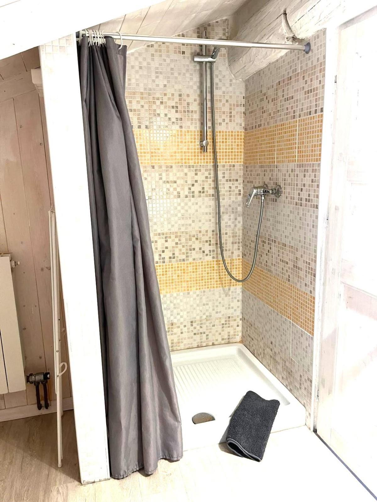 Il Piccolo Loft Nel Cuore Antico Di Aosta - You & Me Case Vacanza Exterior photo