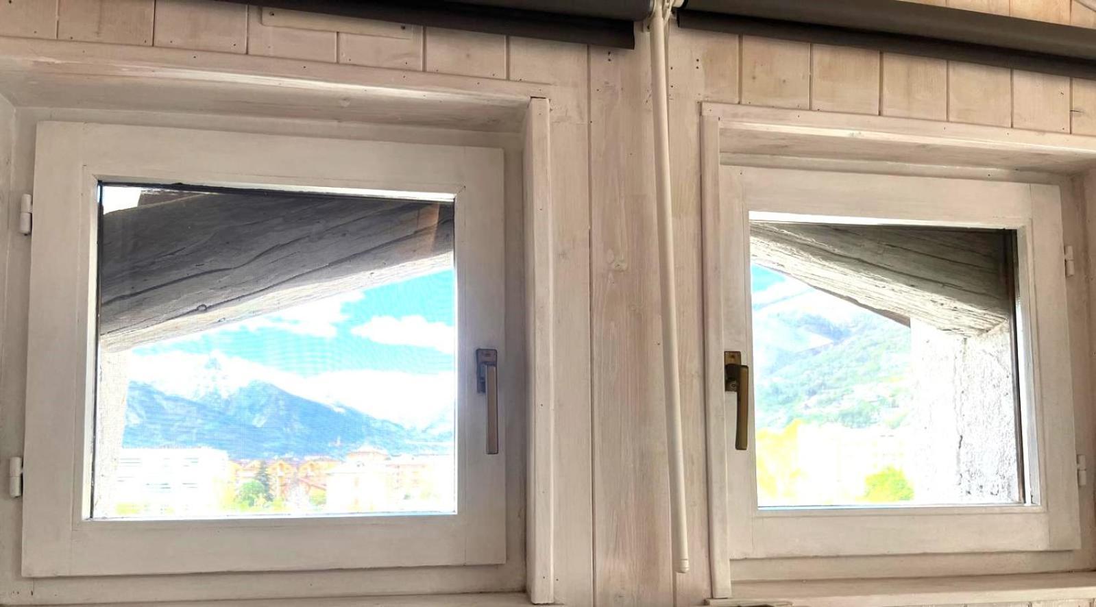 Il Piccolo Loft Nel Cuore Antico Di Aosta - You & Me Case Vacanza Exterior photo